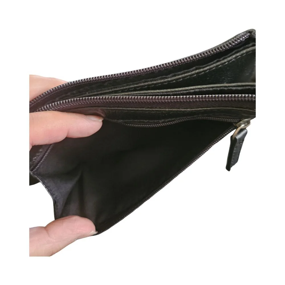 Liz Claiborne | Black Wristlet
